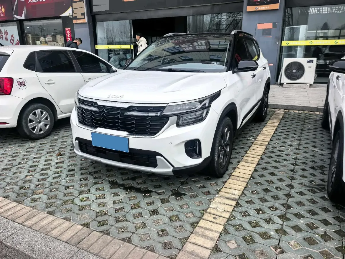 2023 Kia Seltos 1.5L 115HP L4 CVT,autocango,china used car exporter,china ev exporter,chinese used car exporter,chinese used ev exporter
