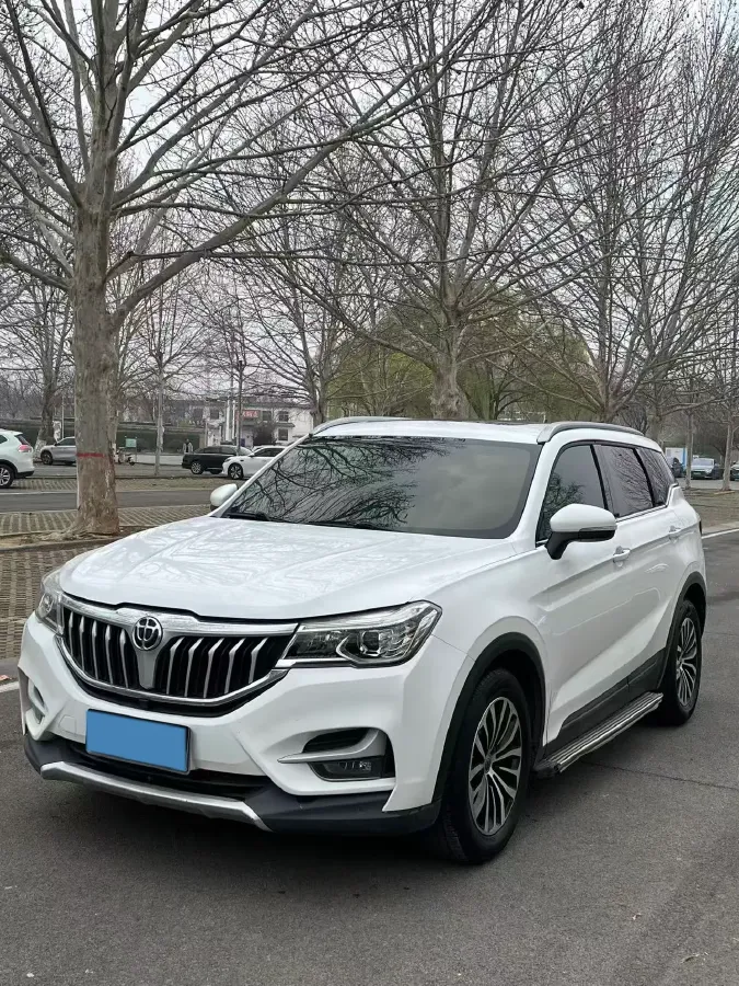 2018 Brilliance Auto V6 1.5T 150HP L4 7DCT,autocango,china used car exporter,china ev exporter,chinese used car exporter,chinese used ev exporter