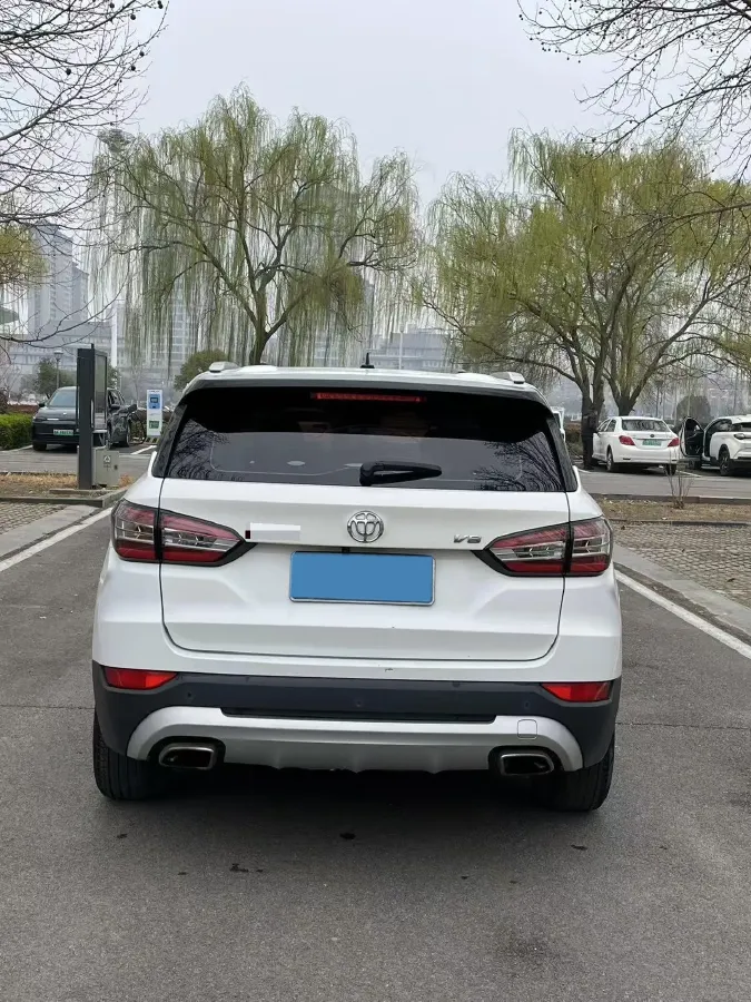 2018 Brilliance Auto V6 1.5T 150HP L4 7DCT,autocango,china used car exporter,china ev exporter,chinese used car exporter,chinese used ev exporter