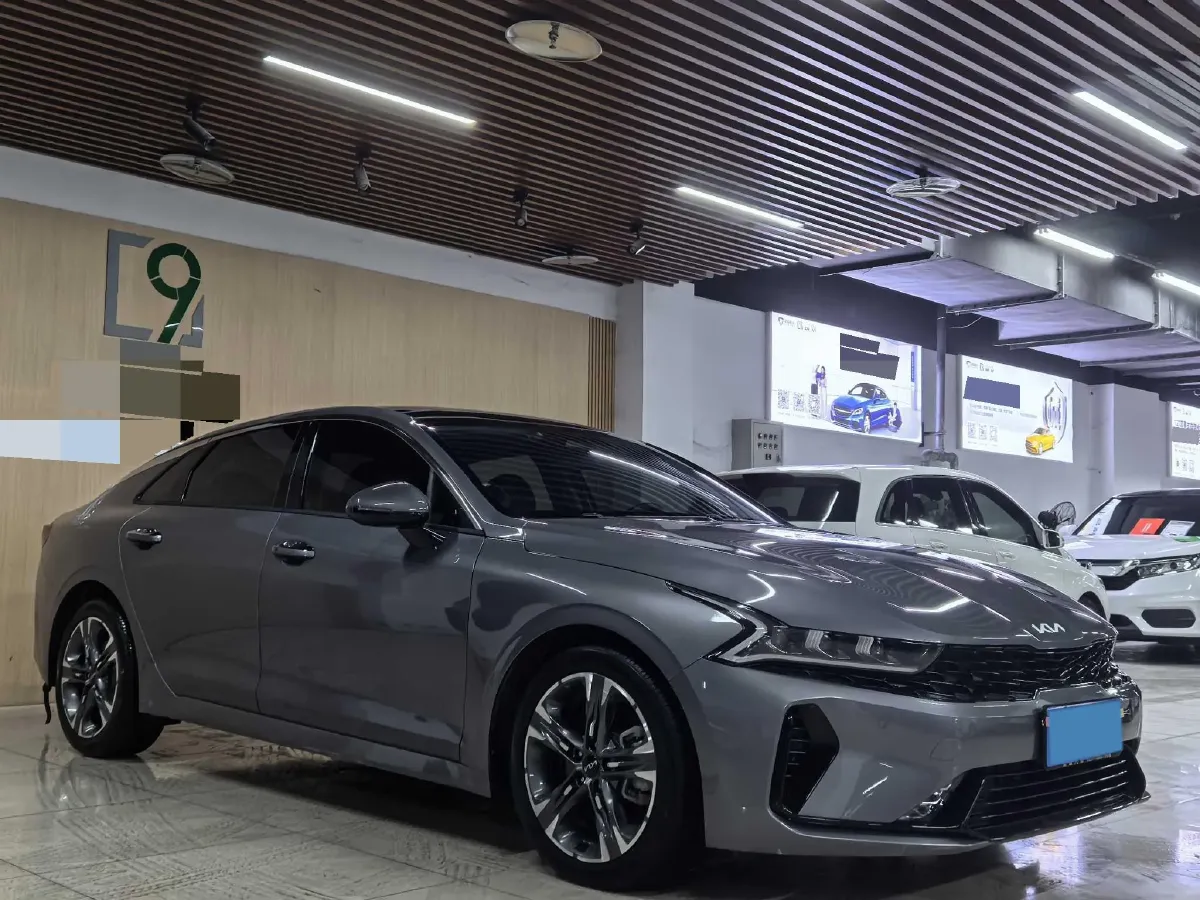 2021 Kia K5 2.0T 240HP L4 8AT,autocango,china used car exporter,china ev exporter,chinese used car exporter,chinese used ev exporter