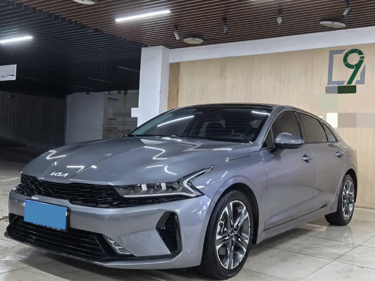2021 Kia K5 2.0T 240HP L4 8AT,autocango,china used car exporter,china ev exporter,chinese used car exporter,chinese used ev exporter