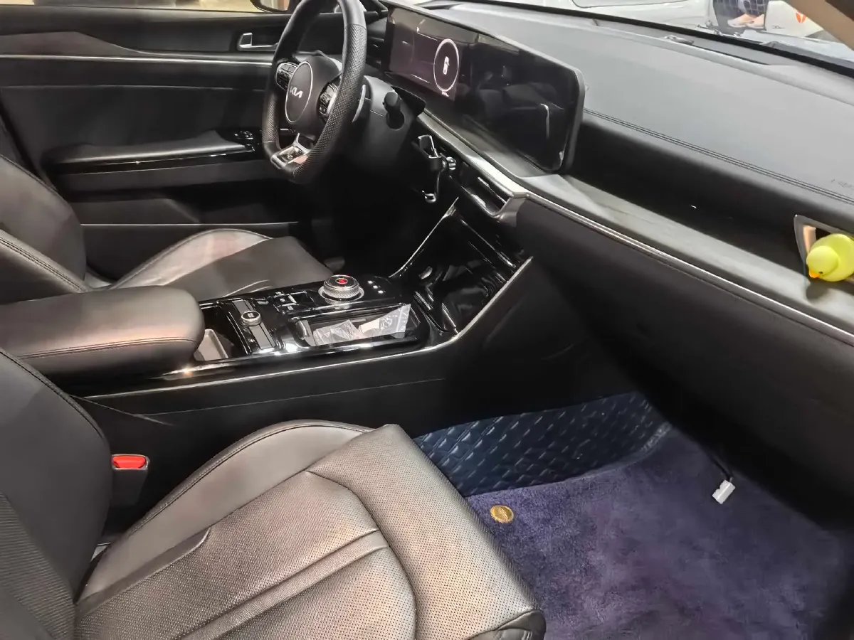 2021 Kia K5 2.0T 240HP L4 8AT,autocango,china used car exporter,china ev exporter,chinese used car exporter,chinese used ev exporter