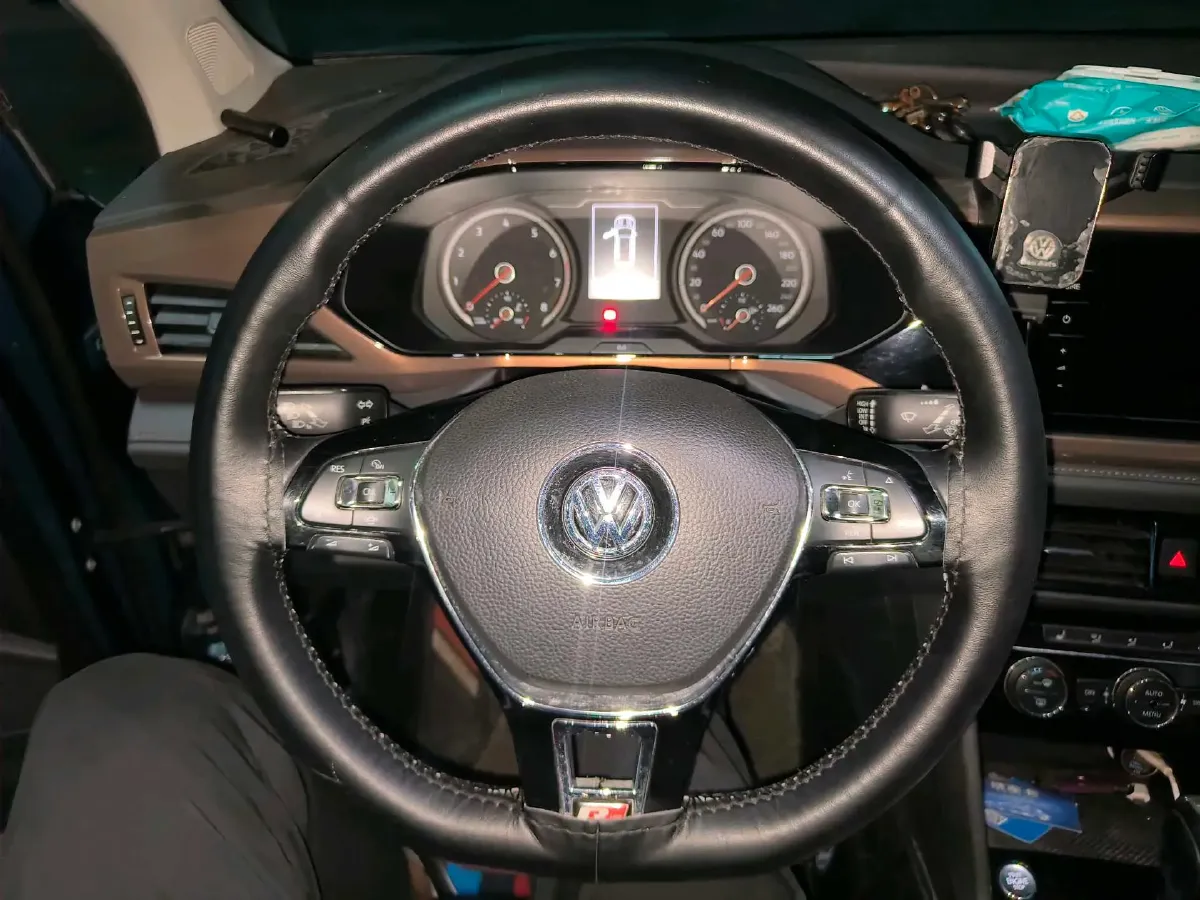 2020 Volkswagen Tharu 1.4T 150HP L4 7DCT,autocango,china used car exporter,china ev exporter,chinese used car exporter,chinese used ev exporter