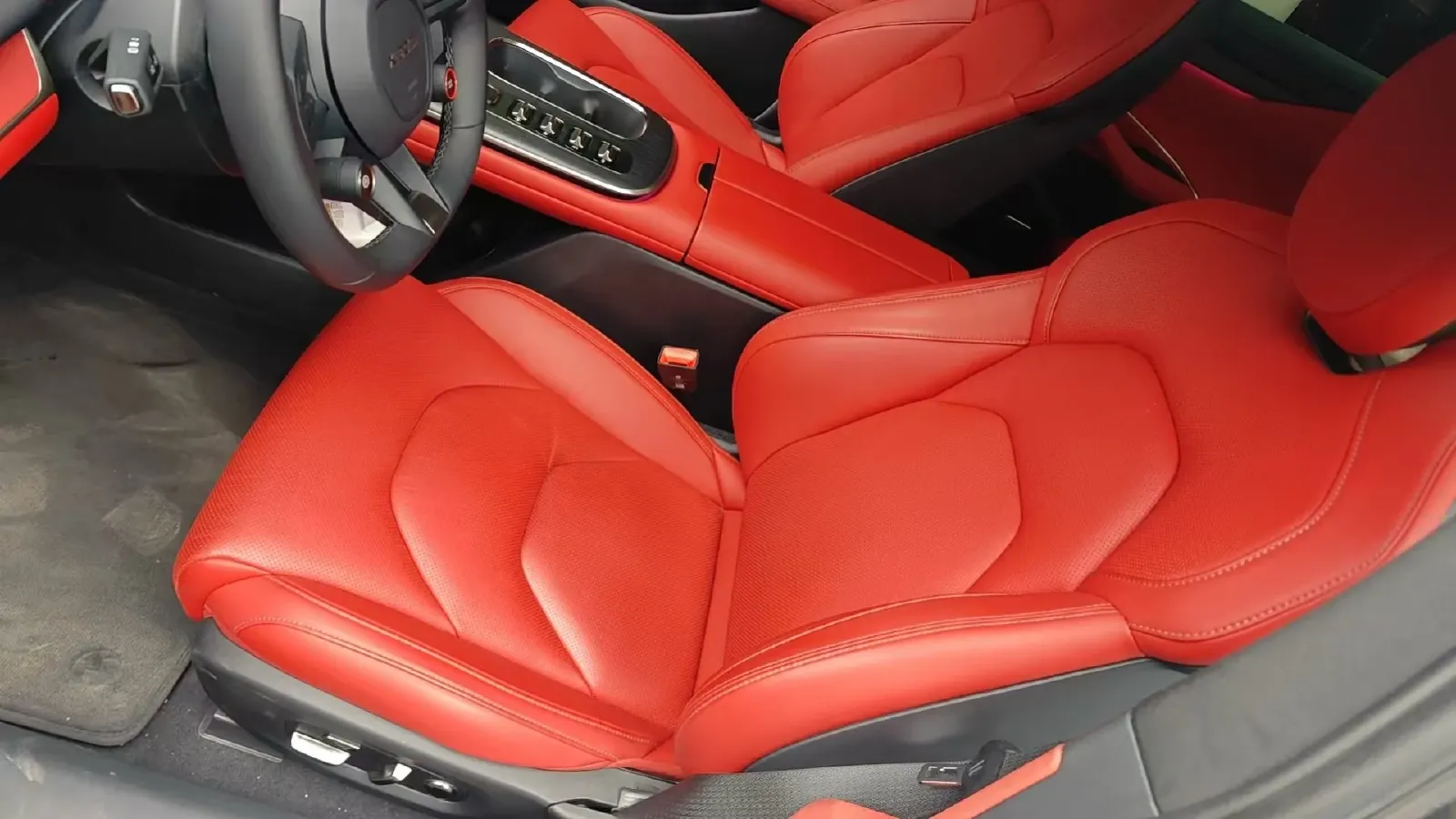 2024 MI SU7 BEV 101KWH,autocango,china used car exporter,china ev exporter,chinese used car exporter,chinese used ev exporter