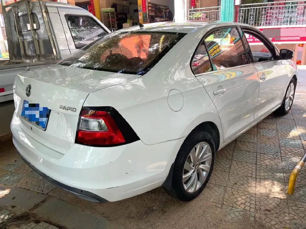 2018 Skoda Rapid 1.6L 110HP L4 6AT,autocango,china used car exporter,china ev exporter,chinese used car exporter,chinese used ev exporter
