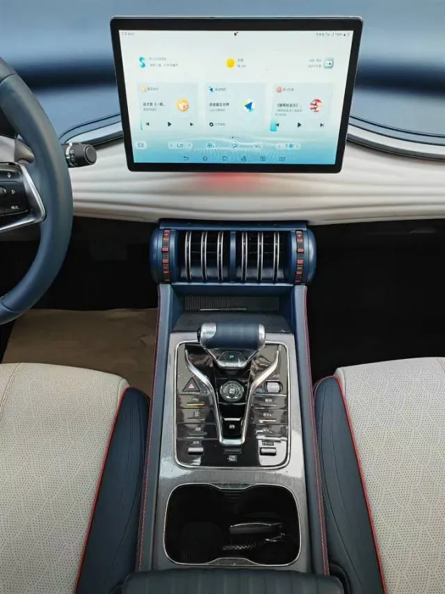 2022 Roewe RX5 MAX 1.5T 181HP L4 6AT,autocango,china used car exporter,china ev exporter,chinese used car exporter,chinese used ev exporter