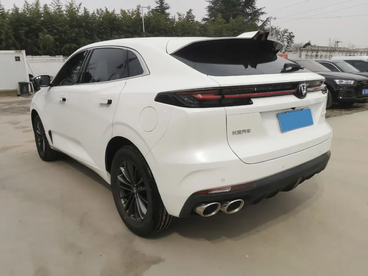 2024 ChangAn UNI-K 2.0T 233HP L4 8AT,autocango,china used car exporter,china ev exporter,chinese used car exporter,chinese used ev exporter