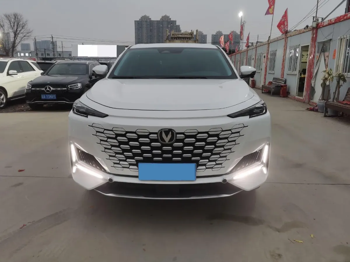 2024 ChangAn UNI-K 2.0T 233HP L4 8AT,autocango,china used car exporter,china ev exporter,chinese used car exporter,chinese used ev exporter