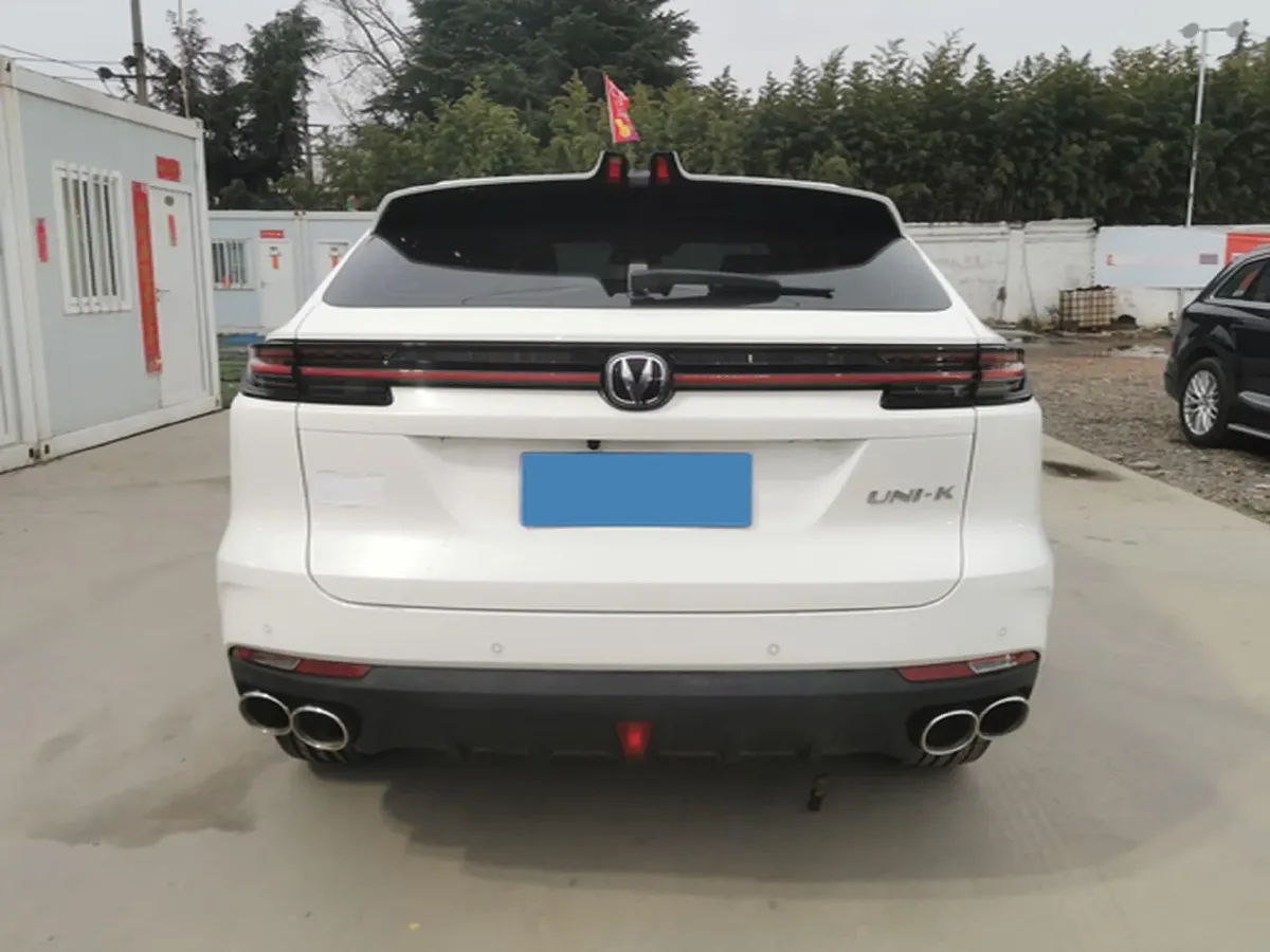 2024 ChangAn UNI-K 2.0T 233HP L4 8AT,autocango,china used car exporter,china ev exporter,chinese used car exporter,chinese used ev exporter