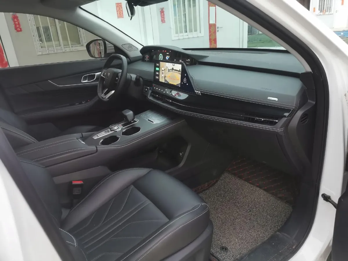 2024 ChangAn UNI-K 2.0T 233HP L4 8AT,autocango,china used car exporter,china ev exporter,chinese used car exporter,chinese used ev exporter