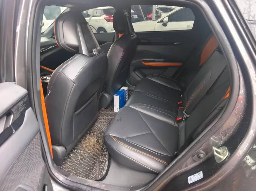 2022 ChangAn UNI-V 1.5T 188HP L4 7DCT,autocango,china used car exporter,china ev exporter,chinese used car exporter,chinese used ev exporter