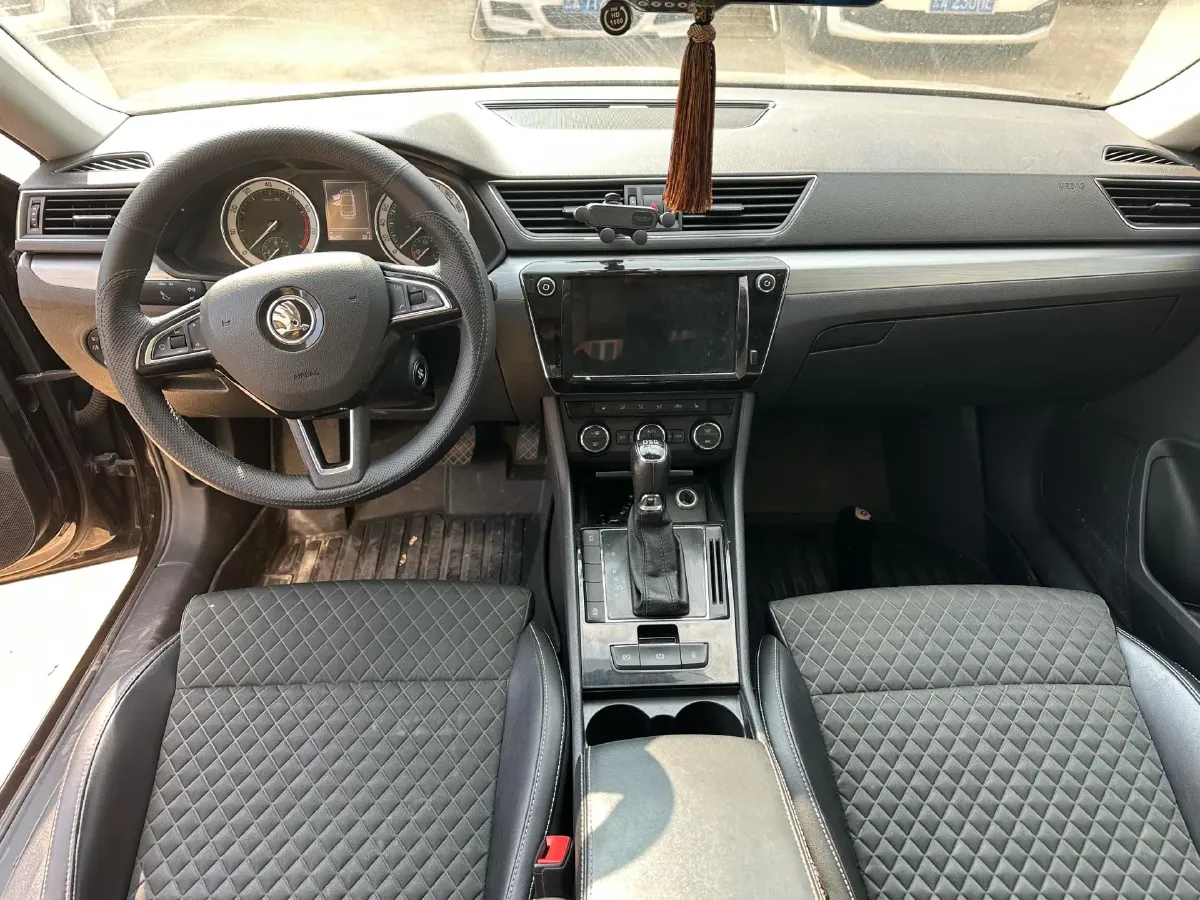 2018 Nissan Terra 2.5L 184HP L4 7AT,autocango,china used car exporter,china ev exporter,chinese used car exporter,chinese used ev exporter