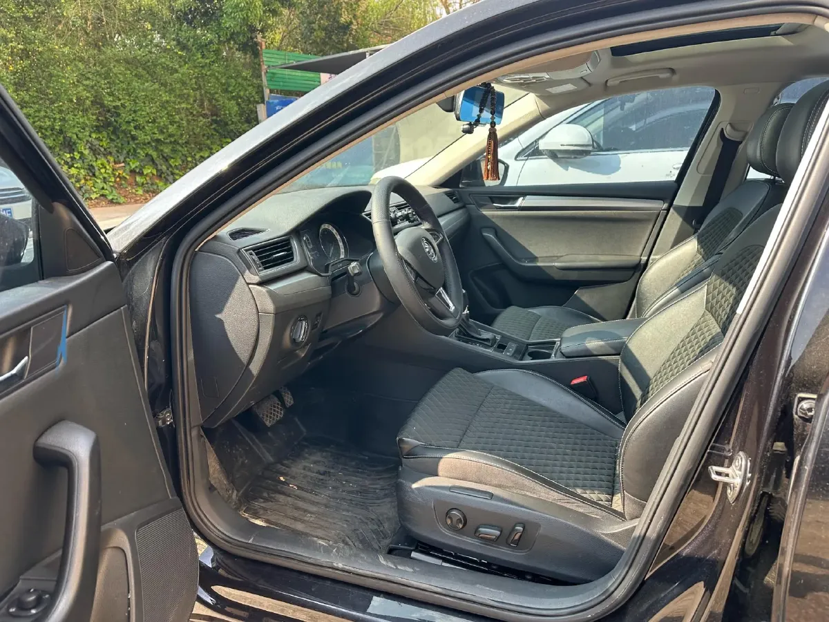 2018 Nissan Terra 2.5L 184HP L4 7AT,autocango,china used car exporter,china ev exporter,chinese used car exporter,chinese used ev exporter