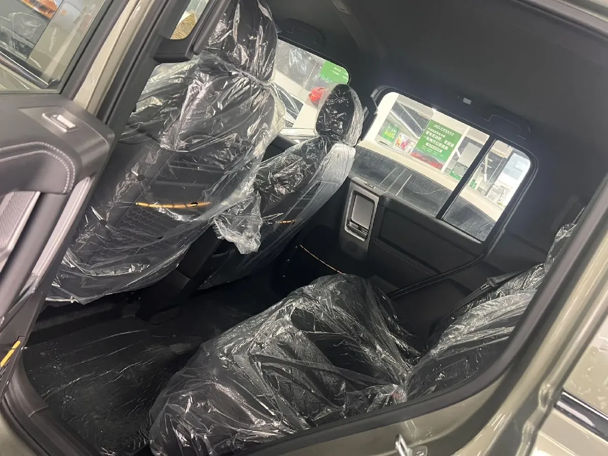 2025 Yufeng Auto Golden Warehouse BEV,autocango,china used car exporter,china ev exporter,chinese used car exporter,chinese used ev exporter