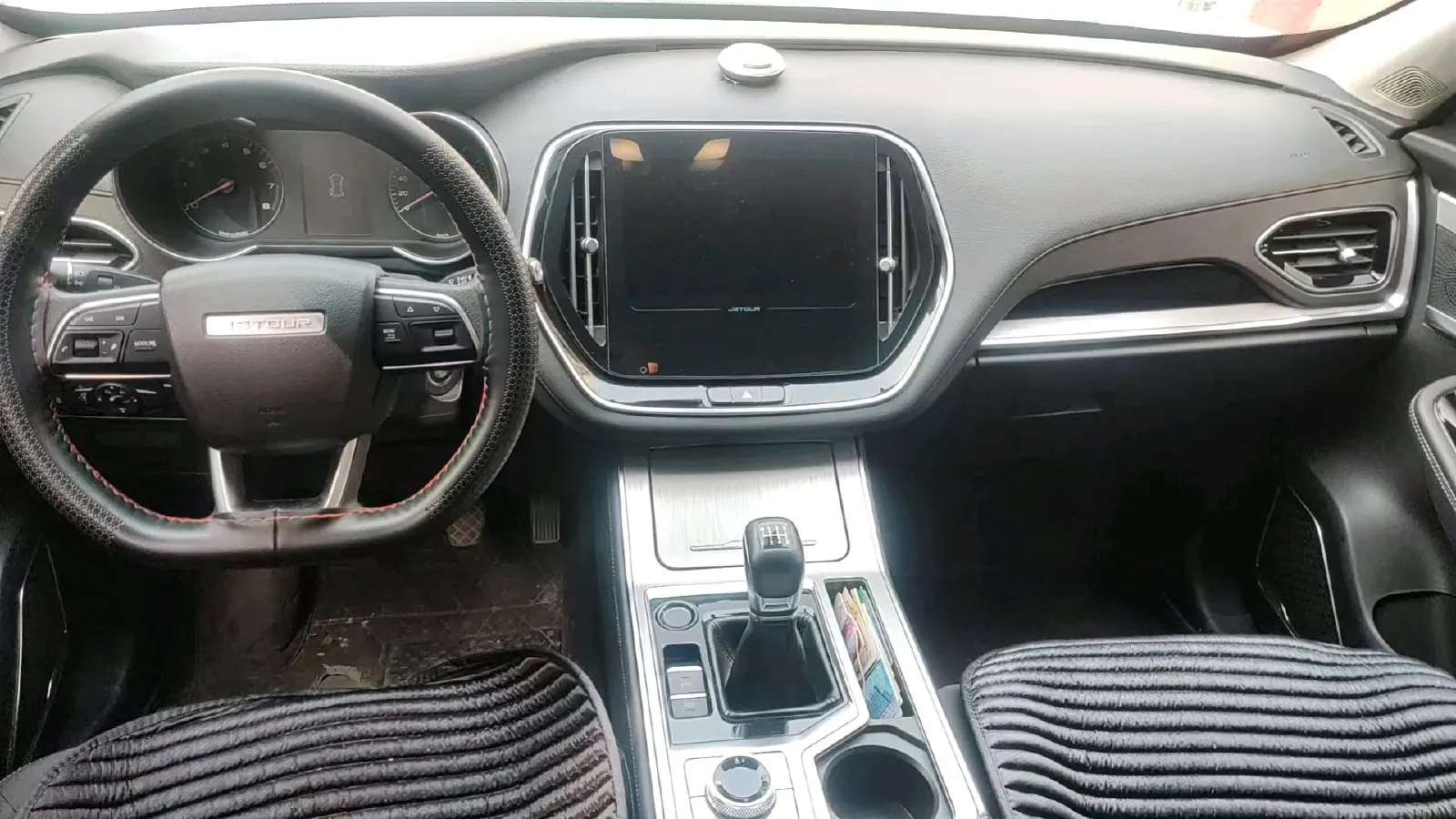 2020 Jetour X70 1.5T 156HP L4 6MT,autocango,china used car exporter,china ev exporter,chinese used car exporter,chinese used ev exporter