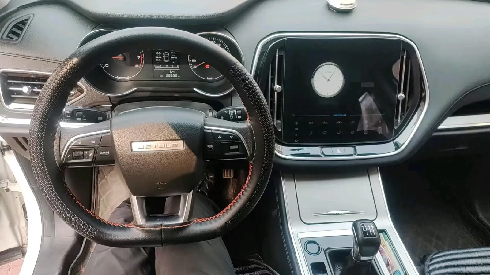 2020 Jetour X70 1.5T 156HP L4 6MT,autocango,china used car exporter,china ev exporter,chinese used car exporter,chinese used ev exporter