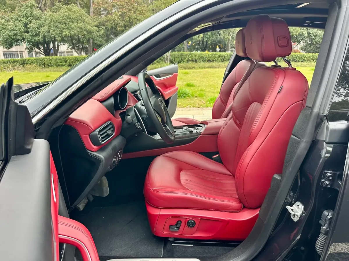 2016 Audi S6 4.0T 450HP V8 7DCT,autocango,china used car exporter,china ev exporter,chinese used car exporter,chinese used ev exporter