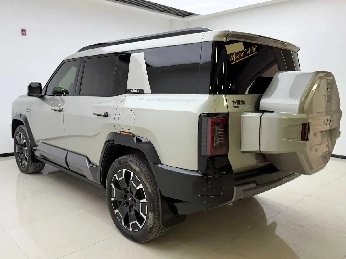2025 FangChengBao Bao 8 2.0T 245HP L4 E-CVT PHEV 36.8KWH,autocango,china used car exporter,china ev exporter,chinese used car exporter,chinese used ev exporter