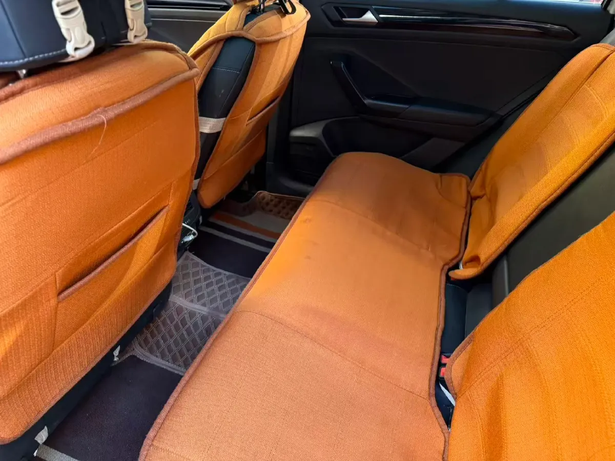 2021 Volkswagen T-Roc 1.4T 150HP L4 7DCT,autocango,china used car exporter,china ev exporter,chinese used car exporter,chinese used ev exporter