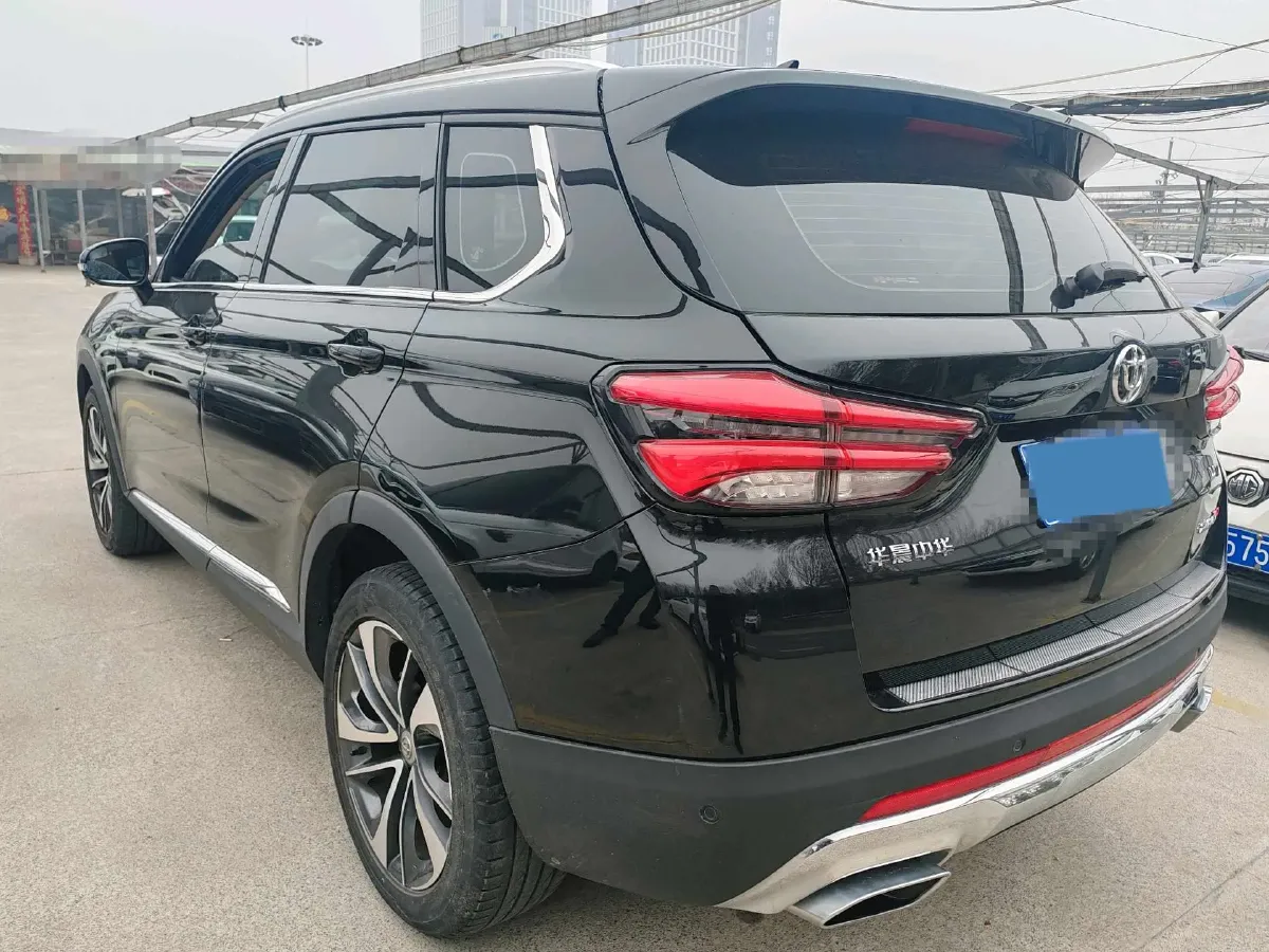 2018 Brilliance Auto V7 1.6T 204HP L4 7DCT,autocango,china used car exporter,china ev exporter,chinese used car exporter,chinese used ev exporter