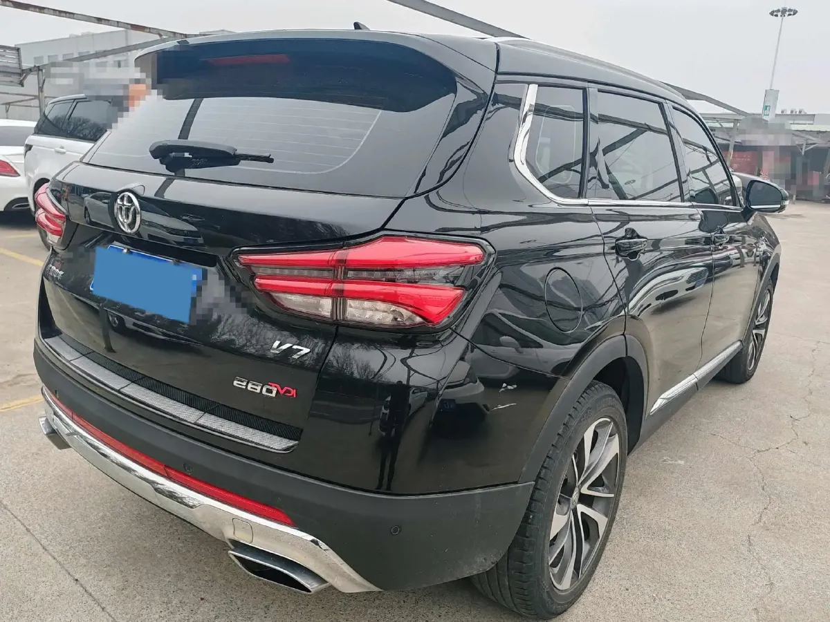 2018 Brilliance Auto V7 1.6T 204HP L4 7DCT,autocango,china used car exporter,china ev exporter,chinese used car exporter,chinese used ev exporter