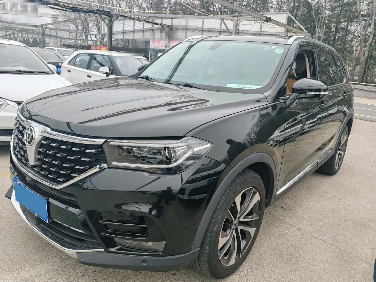 2018 Brilliance Auto V7 1.6T 204HP L4 7DCT,autocango,china used car exporter,china ev exporter,chinese used car exporter,chinese used ev exporter