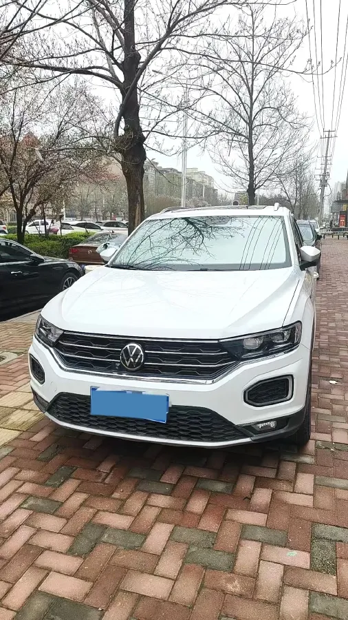 2021 Volkswagen T-Roc 1.4T 150HP L4 7DCT,autocango,china used car exporter,china ev exporter,chinese used car exporter,chinese used ev exporter