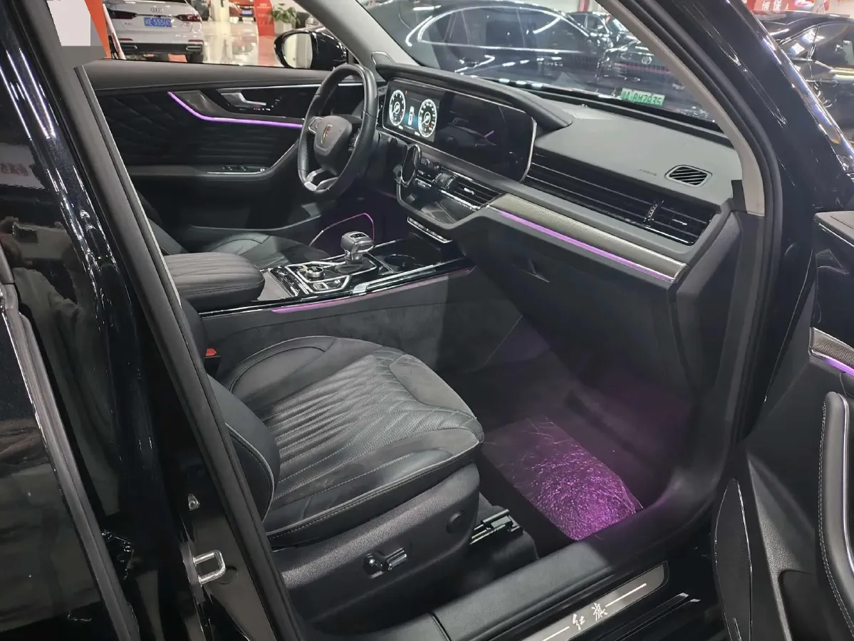 2022 HongQi HS5 2.0T 224HP L4 6AT,autocango,china used car exporter,china ev exporter,chinese used car exporter,chinese used ev exporter