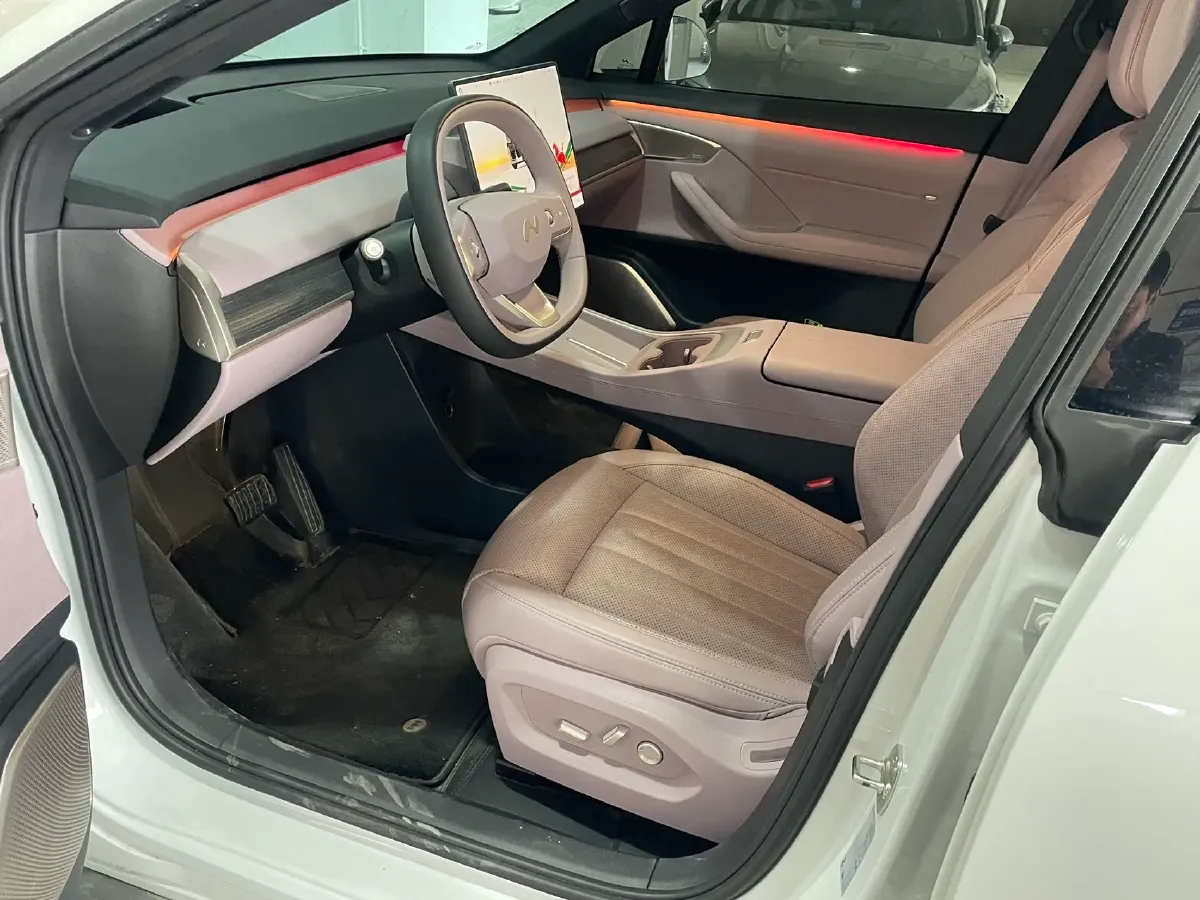 2024 ONVO L60 BEV 60KWH,autocango,china used car exporter,china ev exporter,chinese used car exporter,chinese used ev exporter