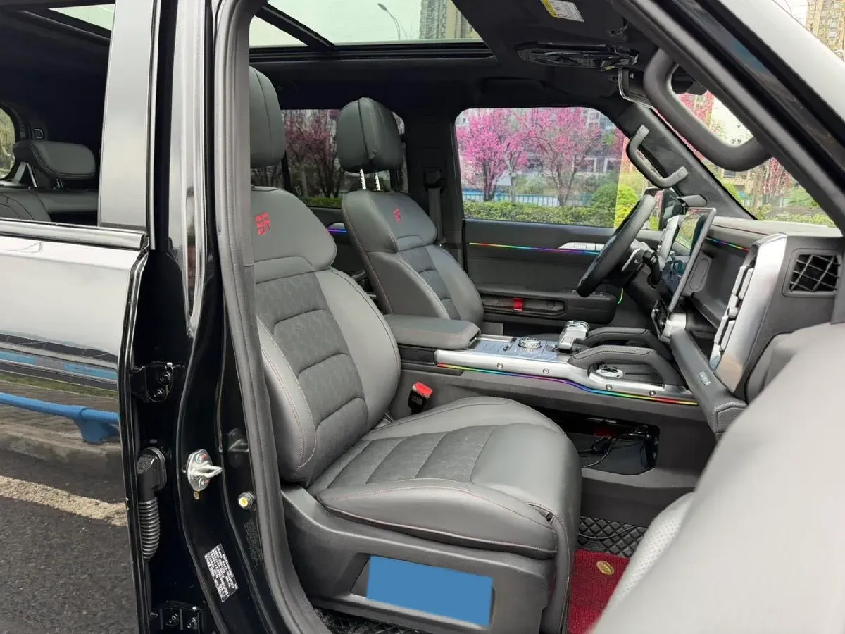 2023 Jetour Traveller 2.0T 254HP L4 7DCT,autocango,china used car exporter,china ev exporter,chinese used car exporter,chinese used ev exporter