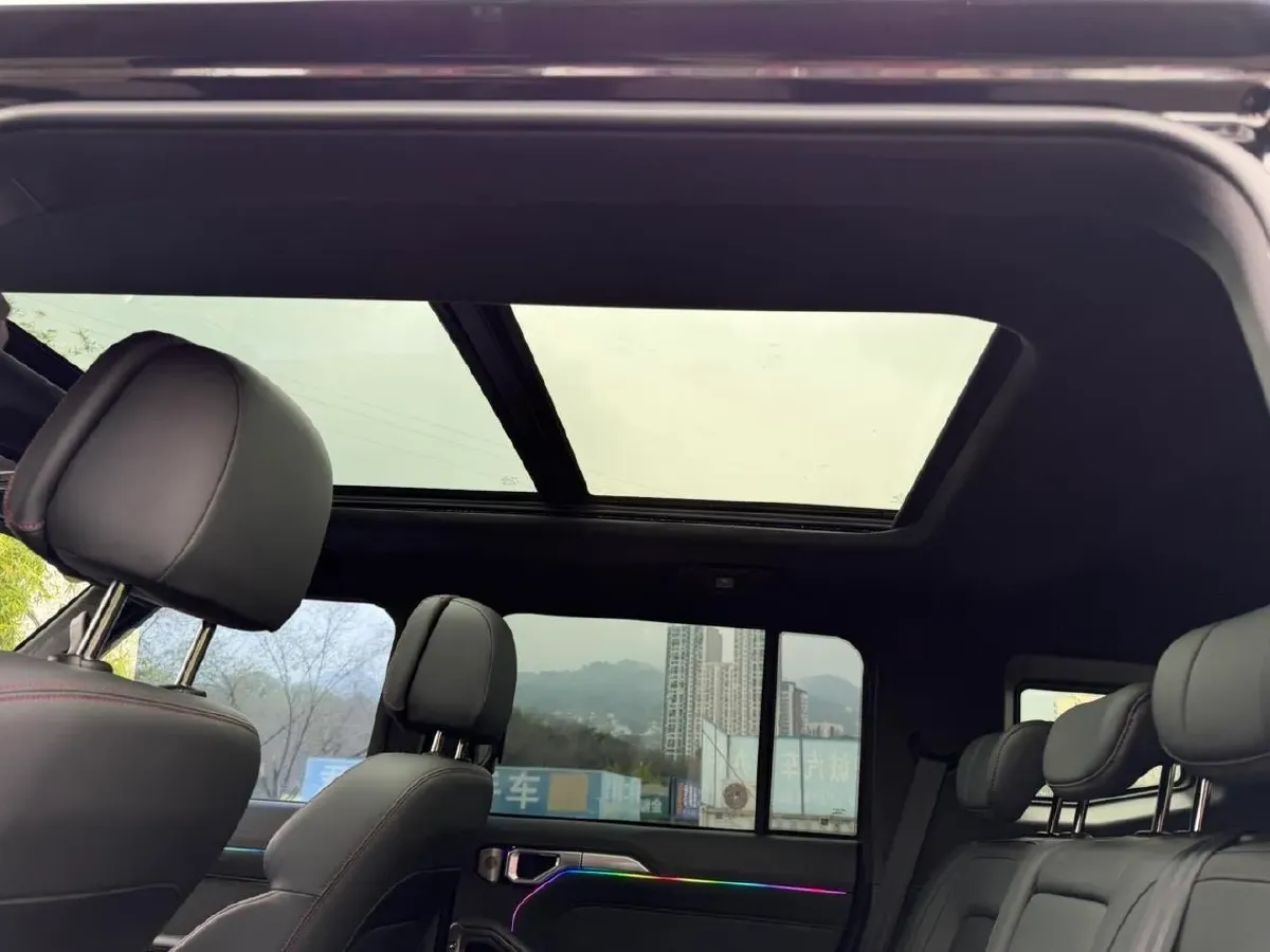 2023 Jetour Traveller 2.0T 254HP L4 7DCT,autocango,china used car exporter,china ev exporter,chinese used car exporter,chinese used ev exporter