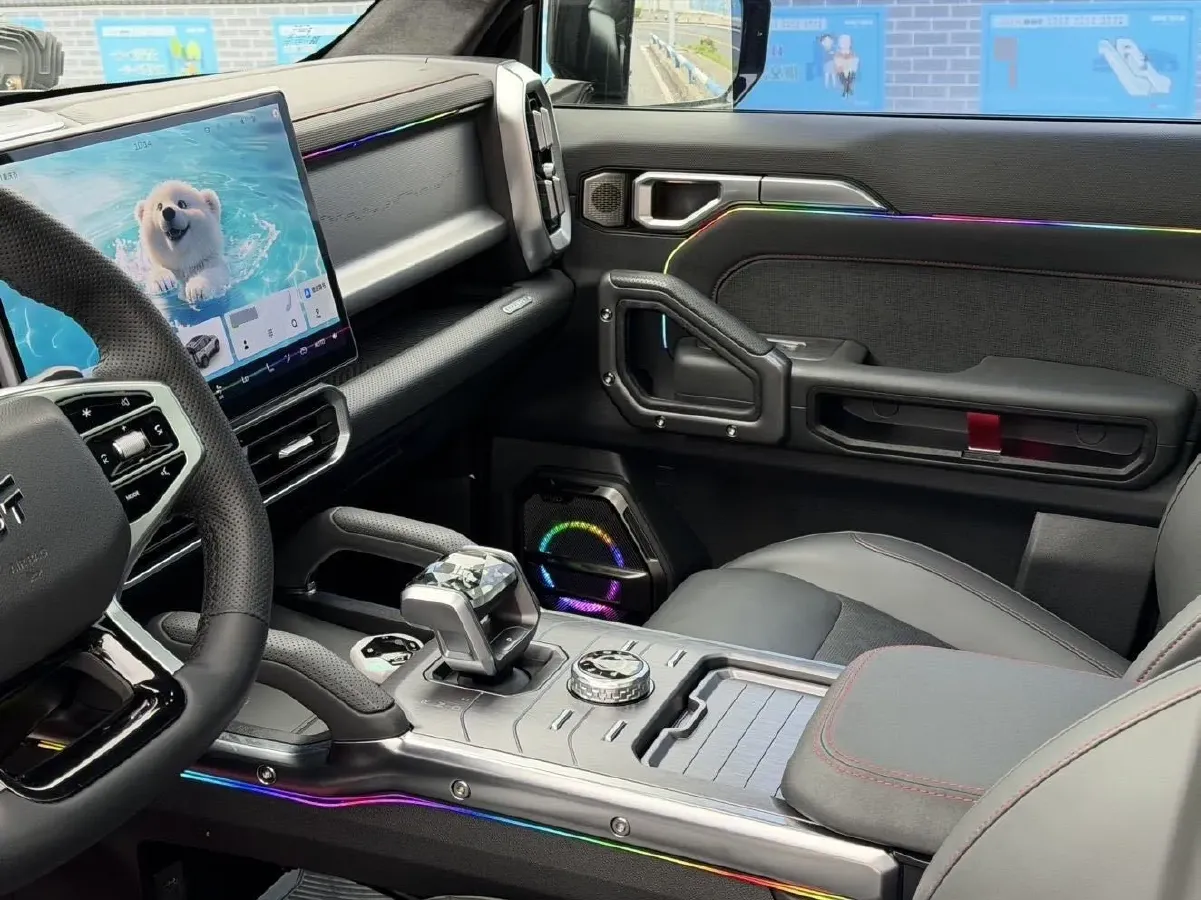 2023 Jetour Traveller 2.0T 254HP L4 7DCT,autocango,china used car exporter,china ev exporter,chinese used car exporter,chinese used ev exporter