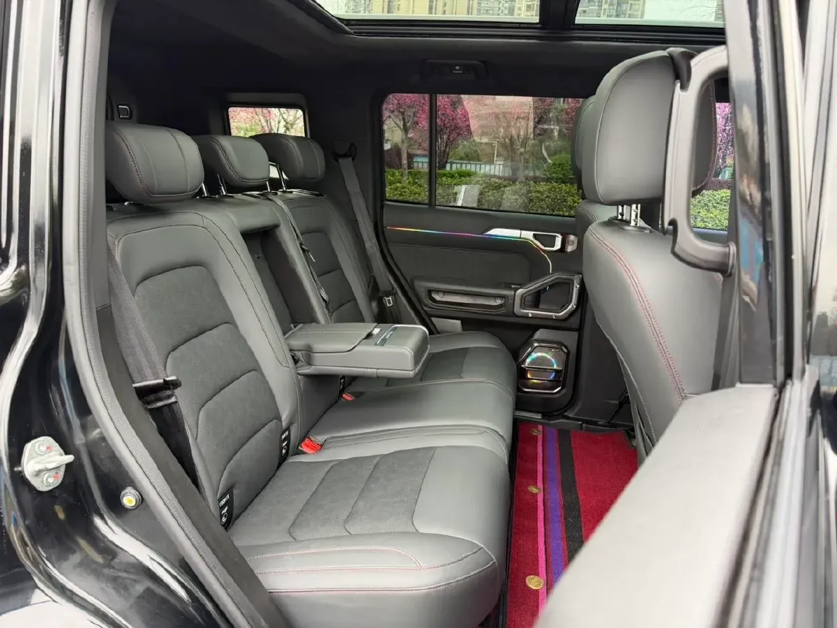 2023 Jetour Traveller 2.0T 254HP L4 7DCT,autocango,china used car exporter,china ev exporter,chinese used car exporter,chinese used ev exporter