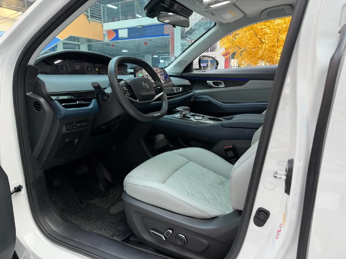 2022 Chevrolet Menlo BEV 61.1KWH,autocango,china used car exporter,china ev exporter,chinese used car exporter,chinese used ev exporter