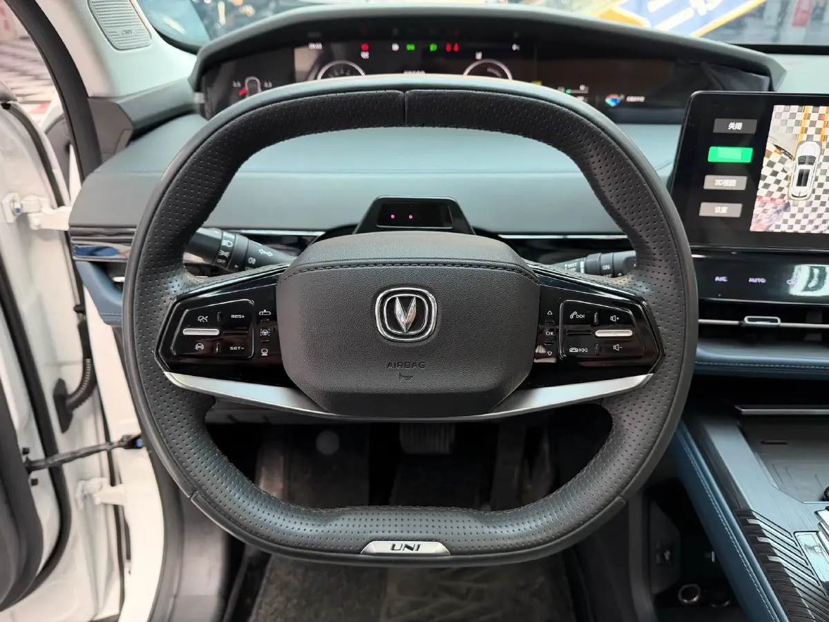 2022 Chevrolet Menlo BEV 61.1KWH,autocango,china used car exporter,china ev exporter,chinese used car exporter,chinese used ev exporter