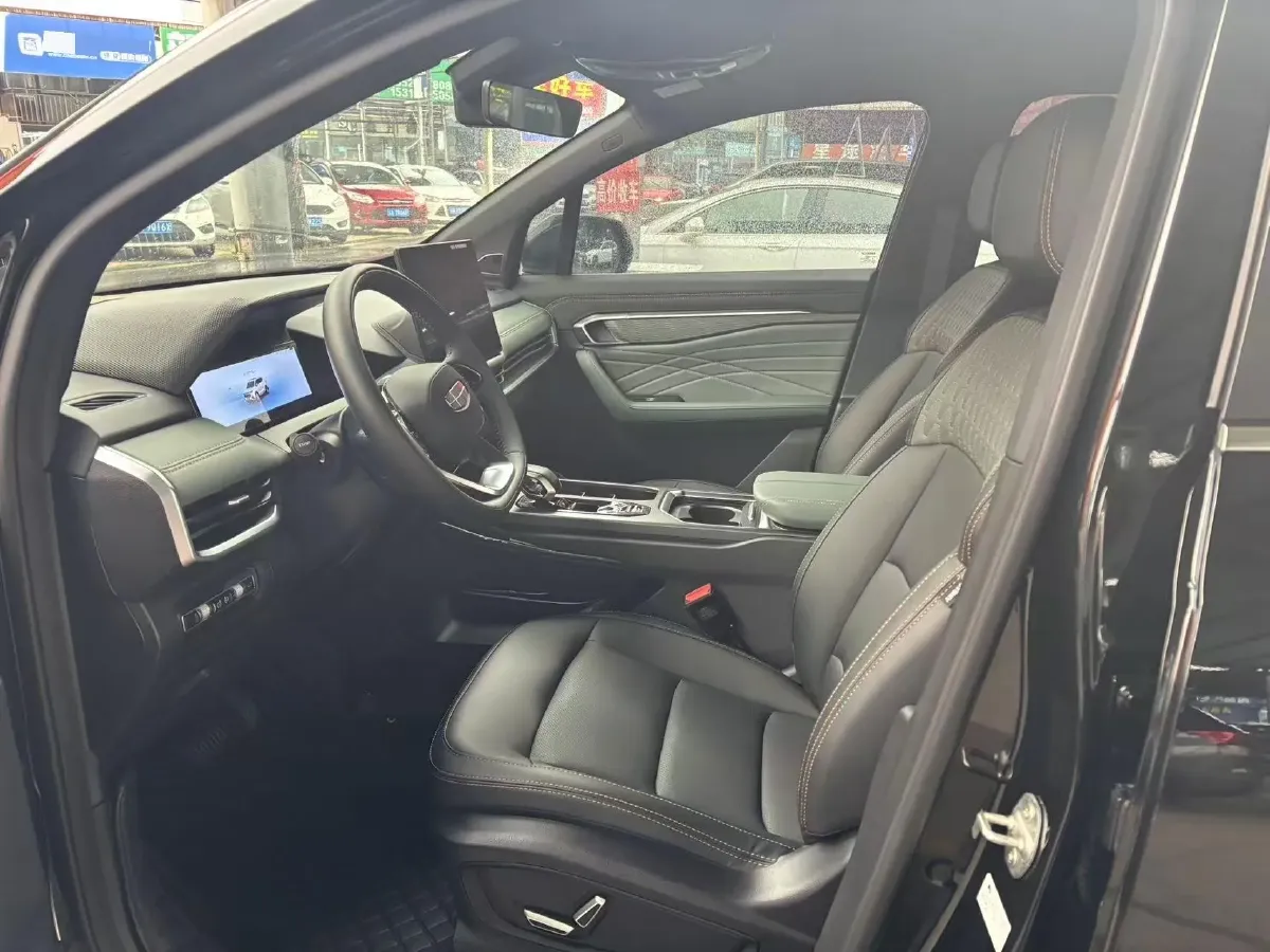 2024 Geely Okavango L 2.0T 218HP L4 7DCT,autocango,china used car exporter,china ev exporter,chinese used car exporter,chinese used ev exporter