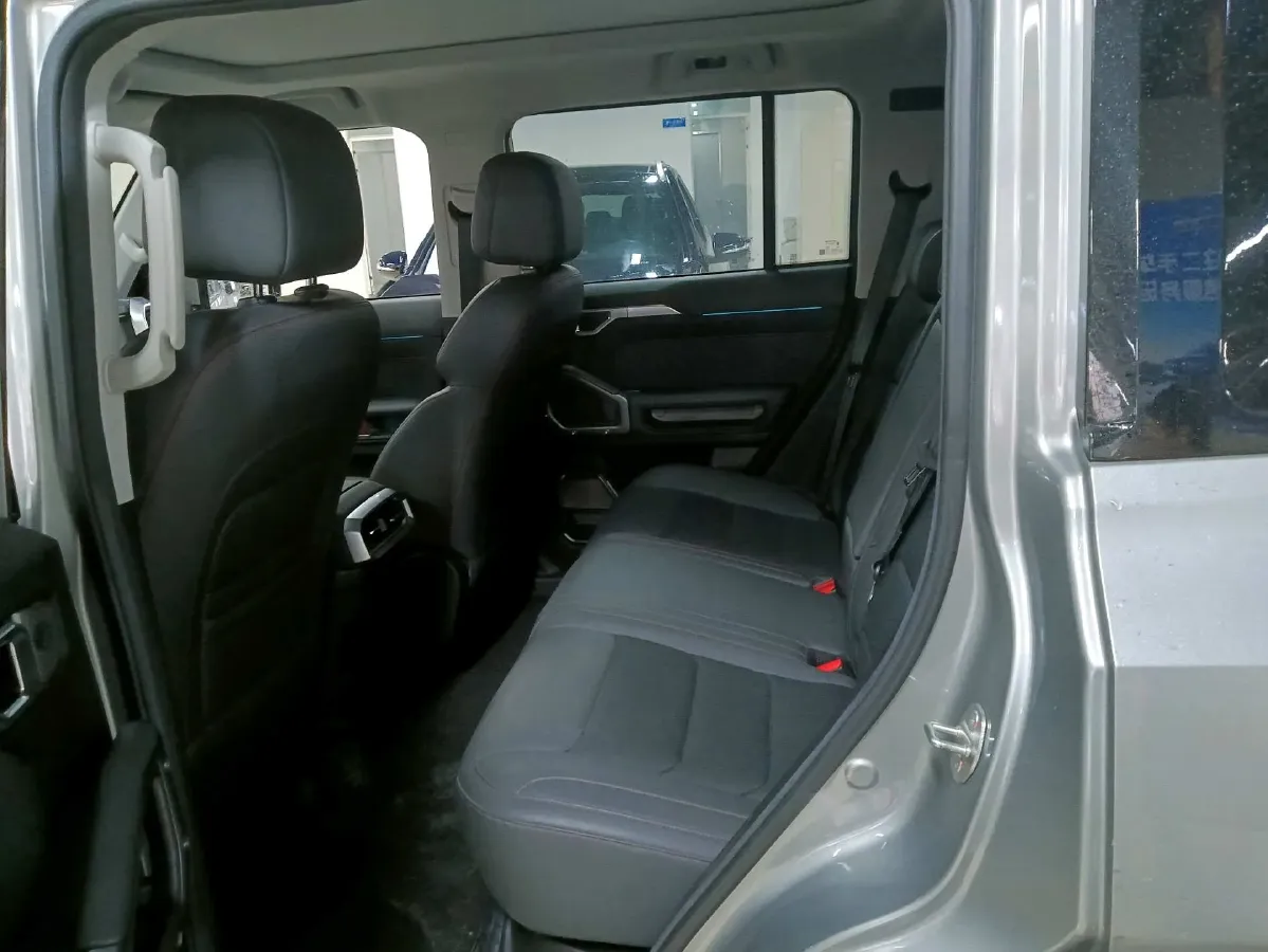 2024 Jetour Traveller 2.0T 254HP L4 7DCT,autocango,china used car exporter,china ev exporter,chinese used car exporter,chinese used ev exporter