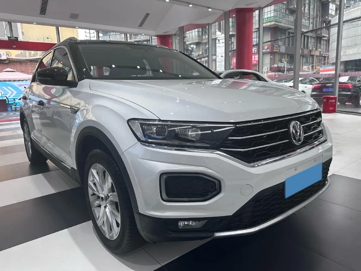 2019 Volkswagen T-Roc 1.4T 131HP L4 7DCT,autocango,china used car exporter,china ev exporter,chinese used car exporter,chinese used ev exporter