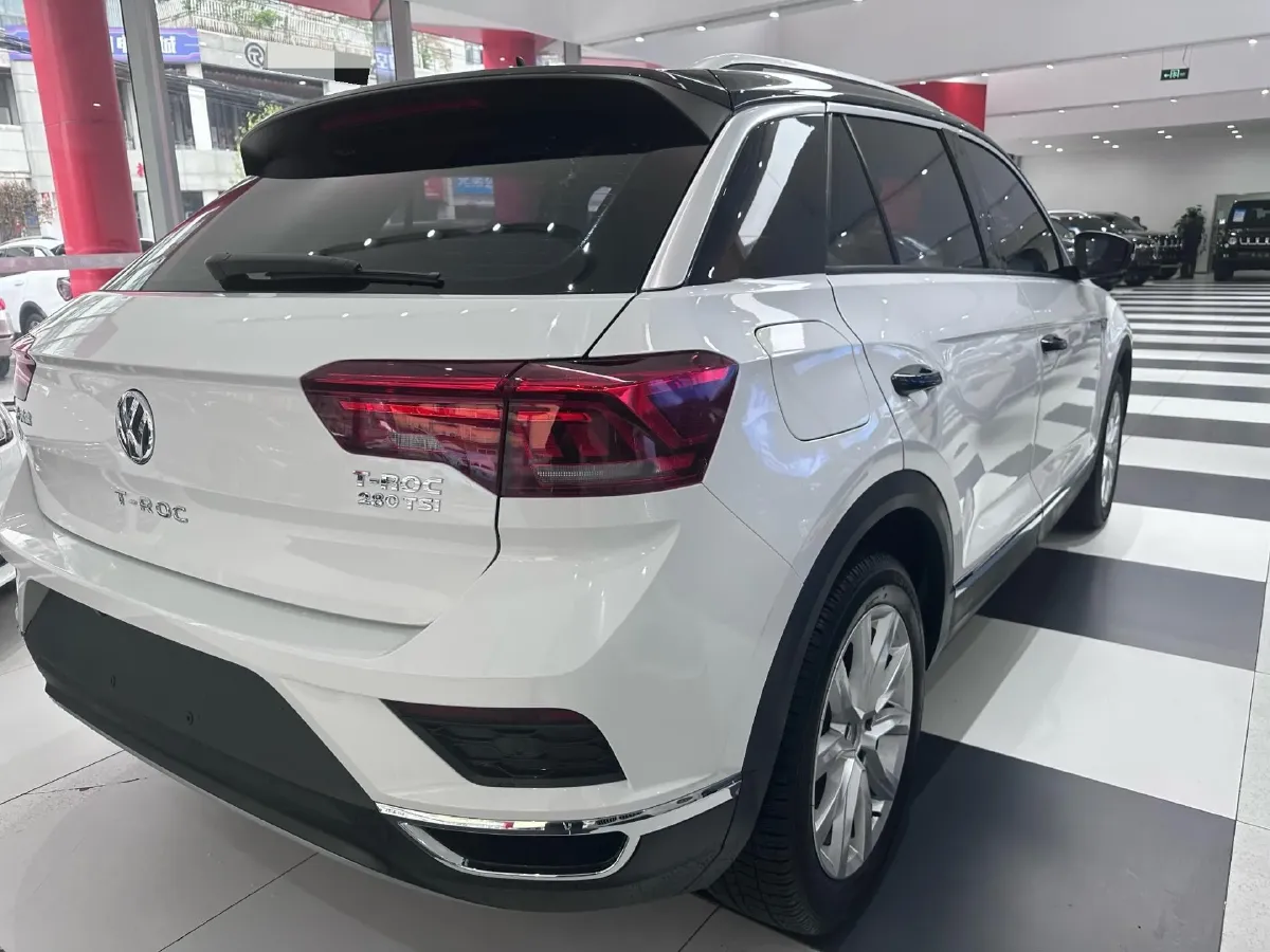 2019 Volkswagen T-Roc 1.4T 131HP L4 7DCT,autocango,china used car exporter,china ev exporter,chinese used car exporter,chinese used ev exporter
