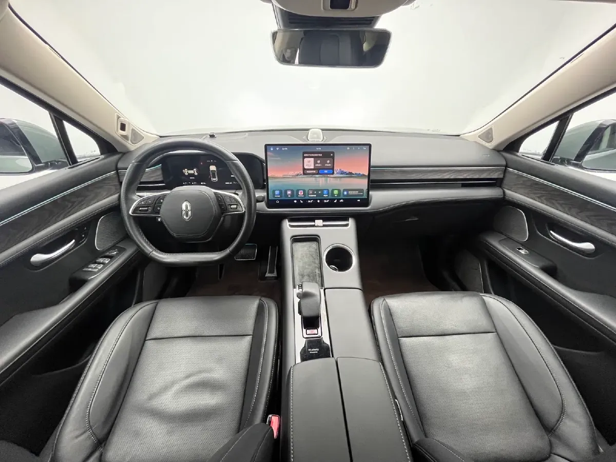 2022 Isuzu Mu-X 2.0T 220HP L4 8AT,autocango,china used car exporter,china ev exporter,chinese used car exporter,chinese used ev exporter