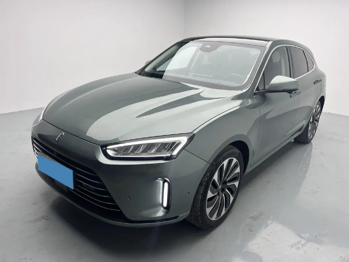 2022 Isuzu Mu-X 2.0T 220HP L4 8AT,autocango,china used car exporter,china ev exporter,chinese used car exporter,chinese used ev exporter