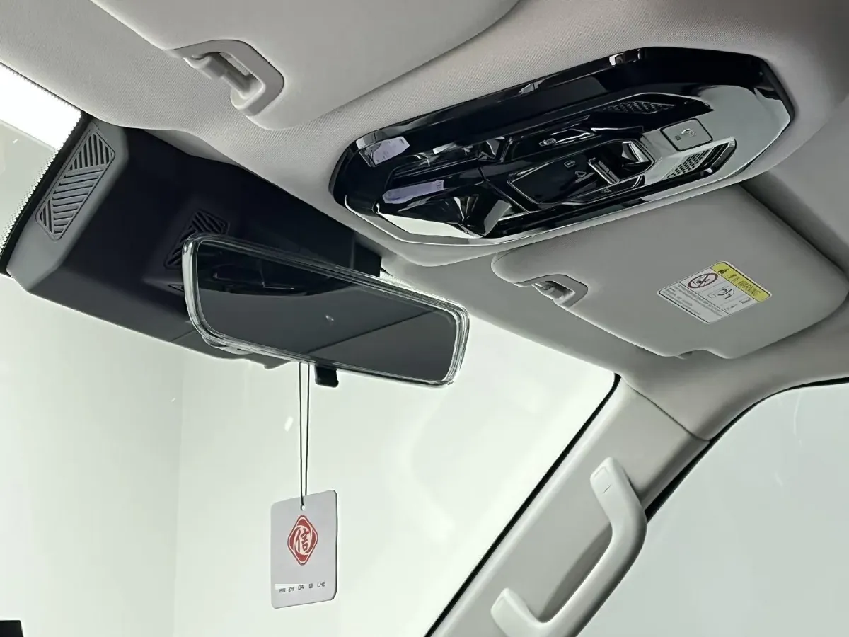 2023 Jetour Traveller 2.0T 254HP L4 7DCT,autocango,china used car exporter,china ev exporter,chinese used car exporter,chinese used ev exporter