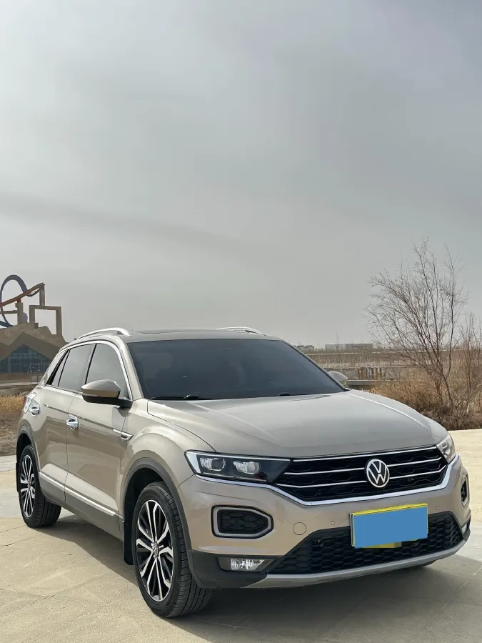 2021 Volkswagen T-Roc 1.4T 150HP L4 7DCT,autocango,china used car exporter,china ev exporter,chinese used car exporter,chinese used ev exporter