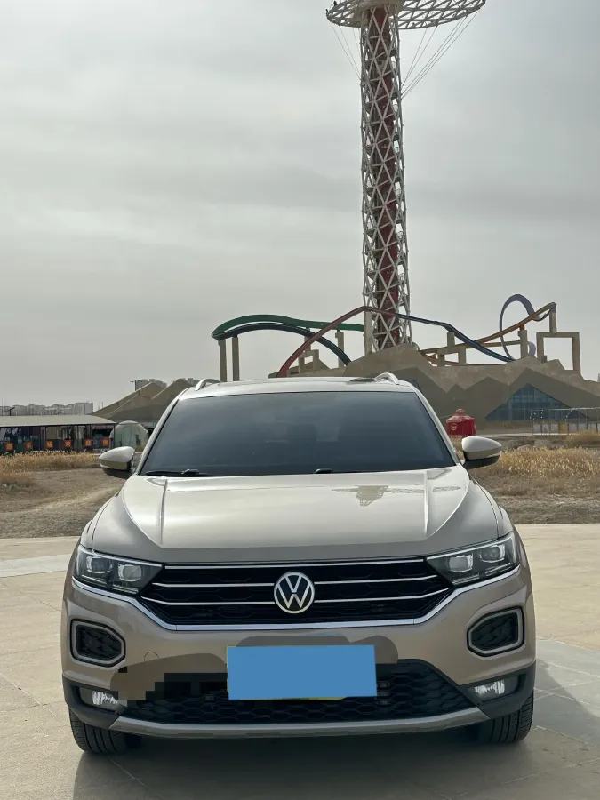 2021 Volkswagen T-Roc 1.4T 150HP L4 7DCT,autocango,china used car exporter,china ev exporter,chinese used car exporter,chinese used ev exporter