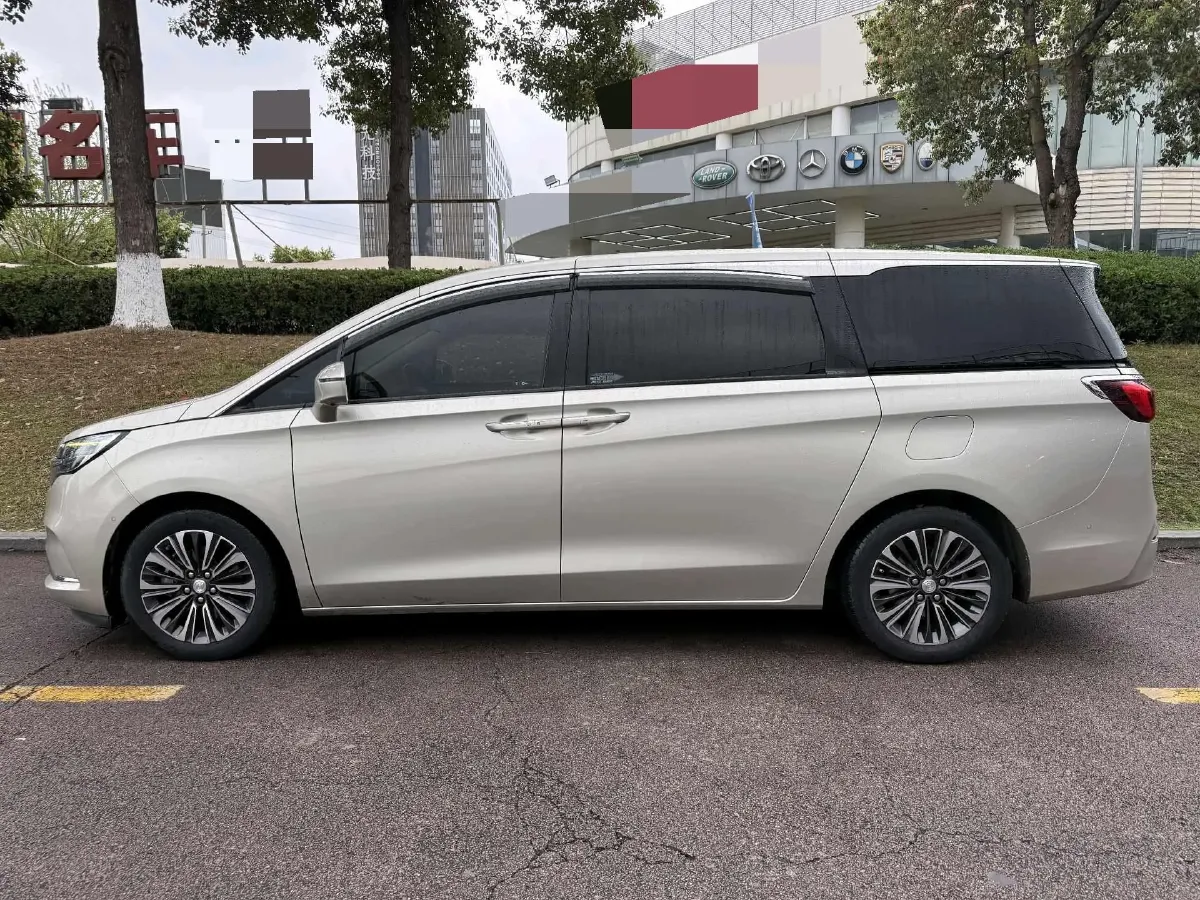 2020 Buick GL8 2.0T 237HP L4 9AT,autocango,china used car exporter,china ev exporter,chinese used car exporter,chinese used ev exporter