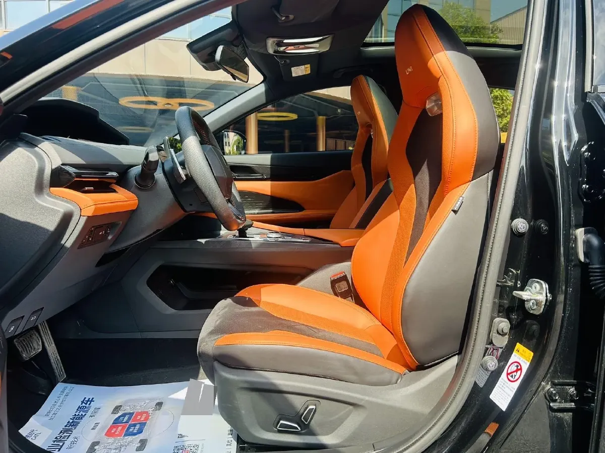 2023 ChangAn UNI-V 1.5T 188HP L4 7DCT,autocango,china used car exporter,china ev exporter,chinese used car exporter,chinese used ev exporter