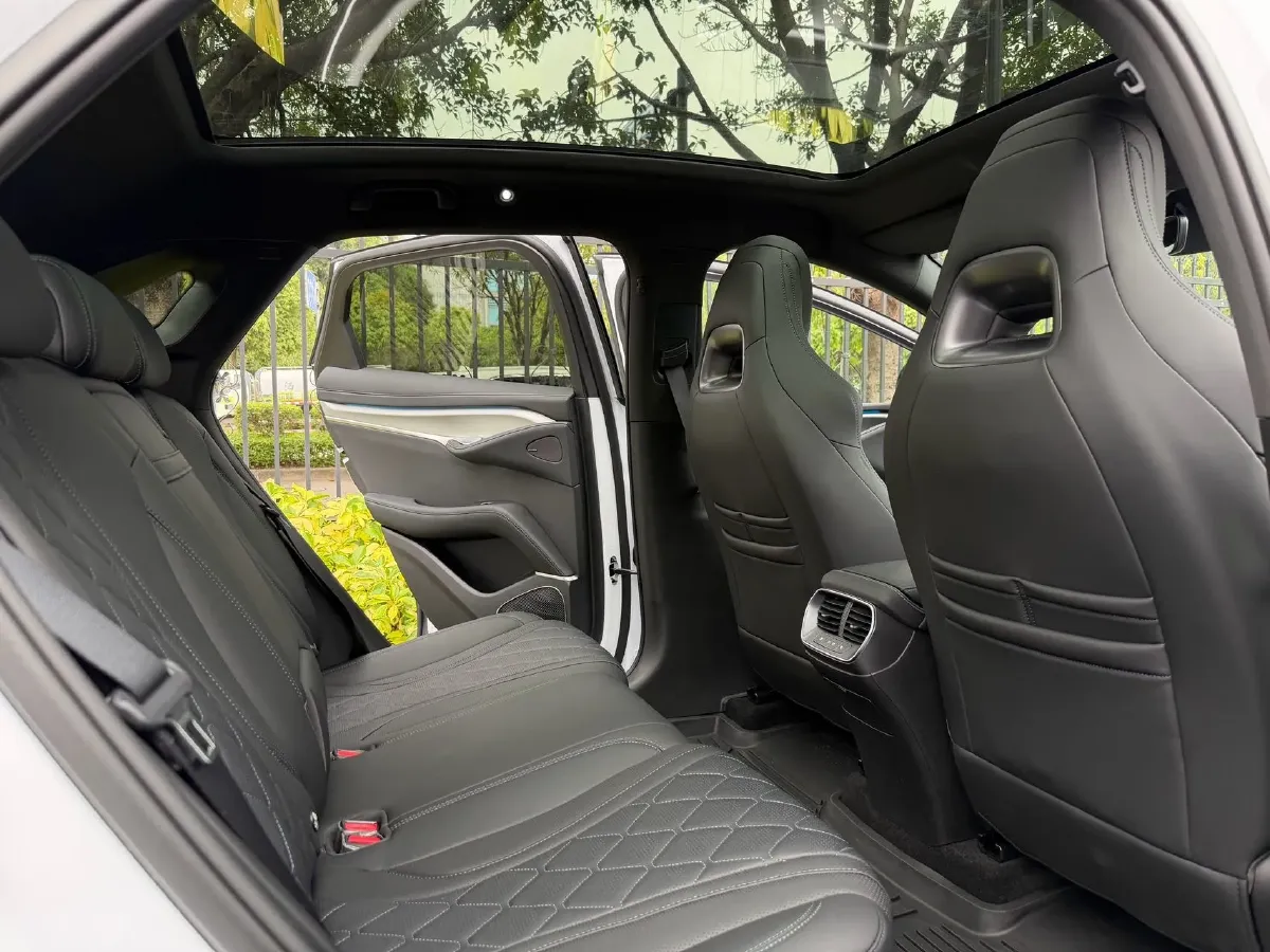 2025 BYD Sea Lion 07 BEV 80.64KWH,autocango,china used car exporter,china ev exporter,chinese used car exporter,chinese used ev exporter