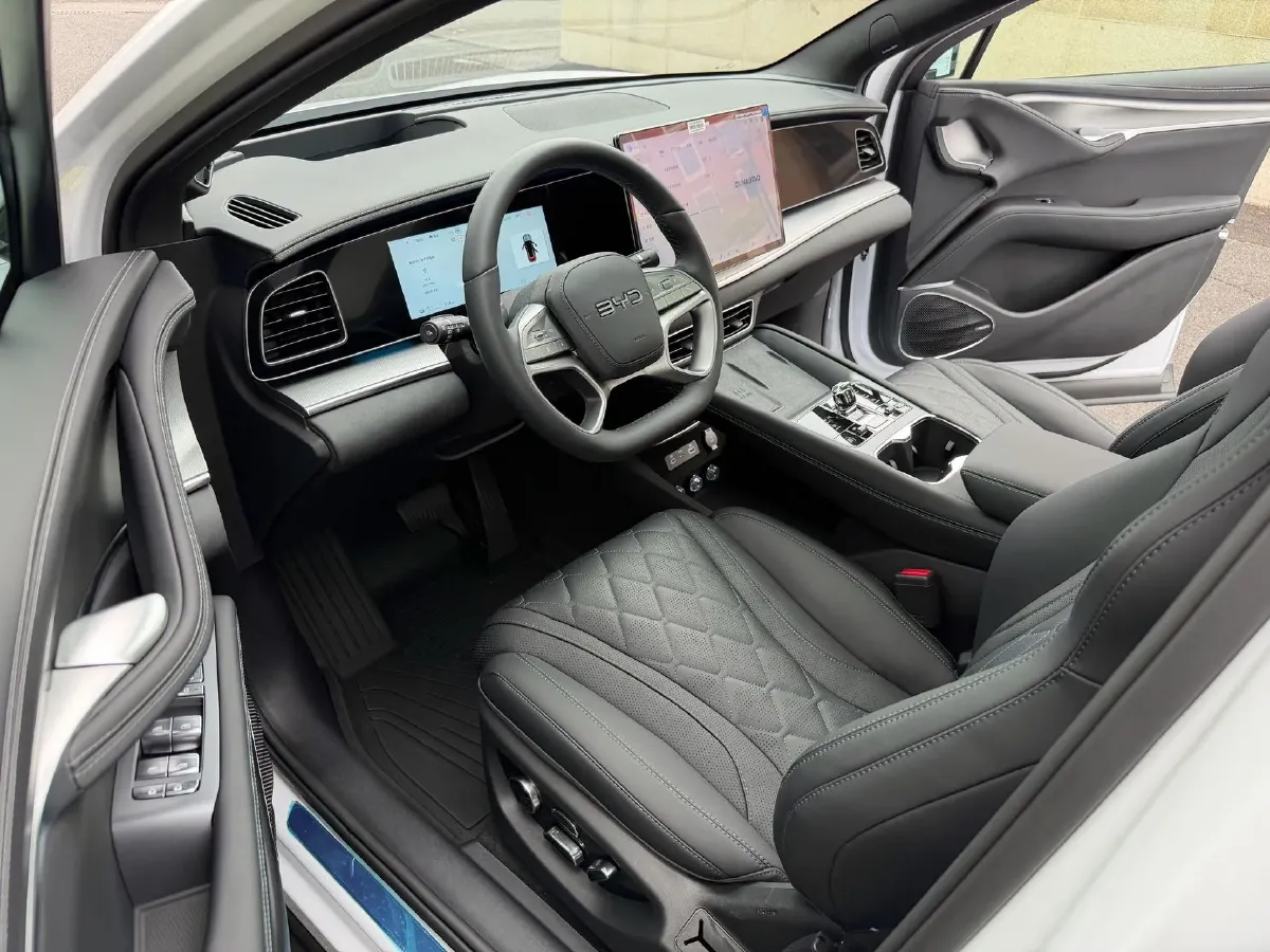 2025 BYD Sea Lion 07 BEV 80.64KWH,autocango,china used car exporter,china ev exporter,chinese used car exporter,chinese used ev exporter