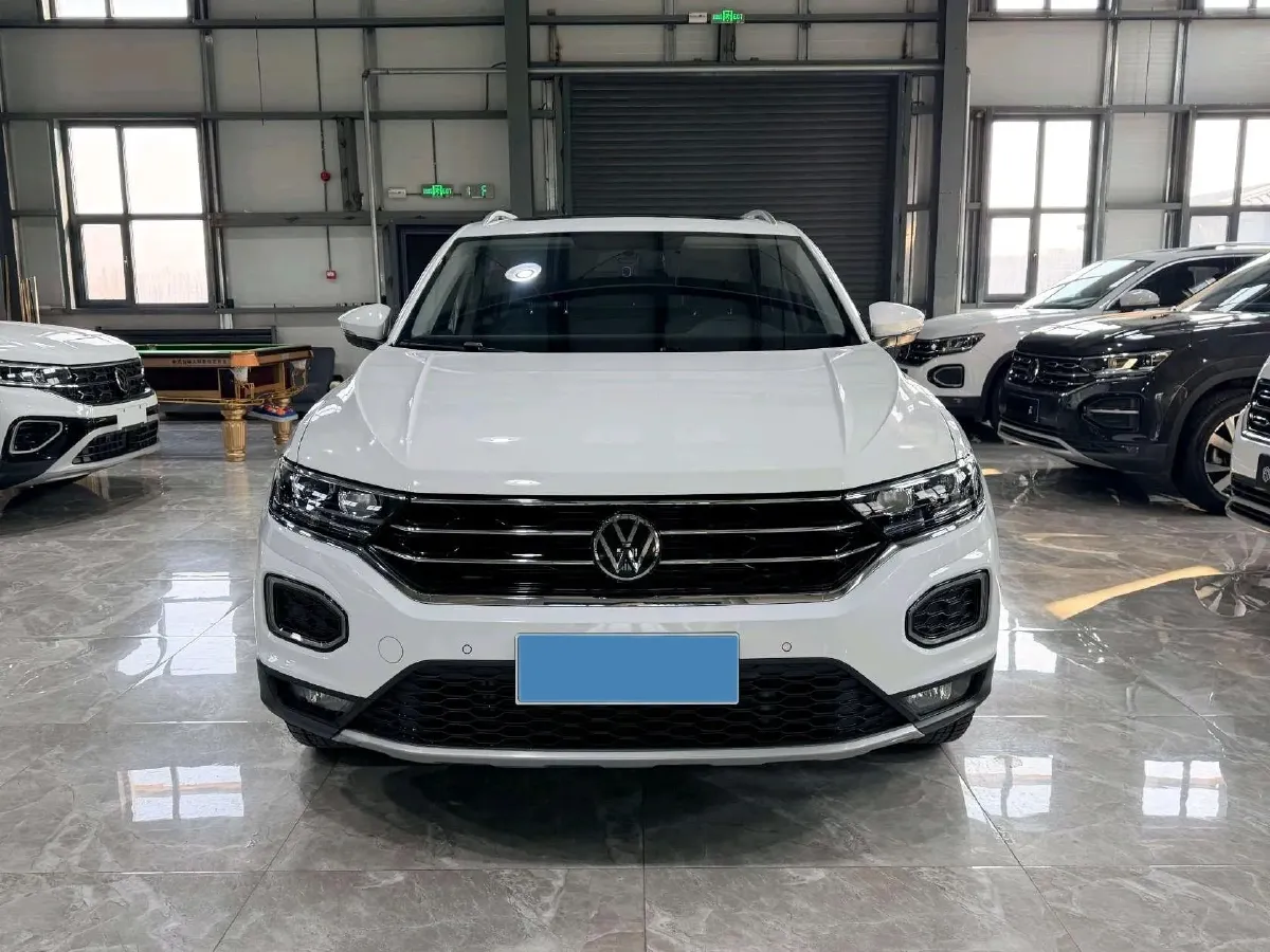 2022 Volkswagen T-Roc 1.4T 150HP L4 7DCT,autocango,china used car exporter,china ev exporter,chinese used car exporter,chinese used ev exporter