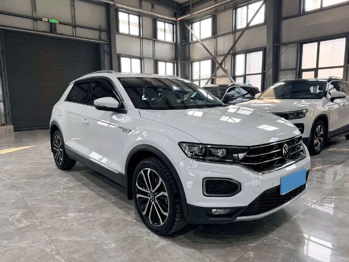 2022 Volkswagen T-Roc 1.4T 150HP L4 7DCT,autocango,china used car exporter,china ev exporter,chinese used car exporter,chinese used ev exporter